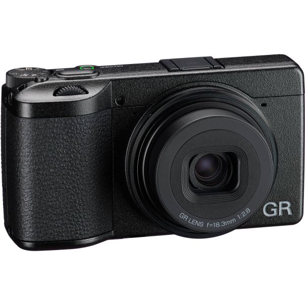 Ricoh GR IV