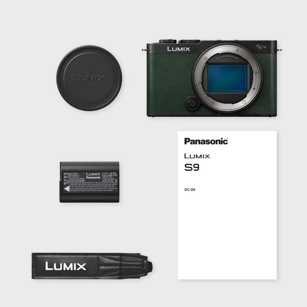 Panasonic Lumix DC-S9 Dark Olive Body (DC-S9E-G)