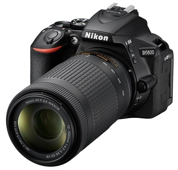 Nikon D5600 kit (18-55mm+70-300mm)